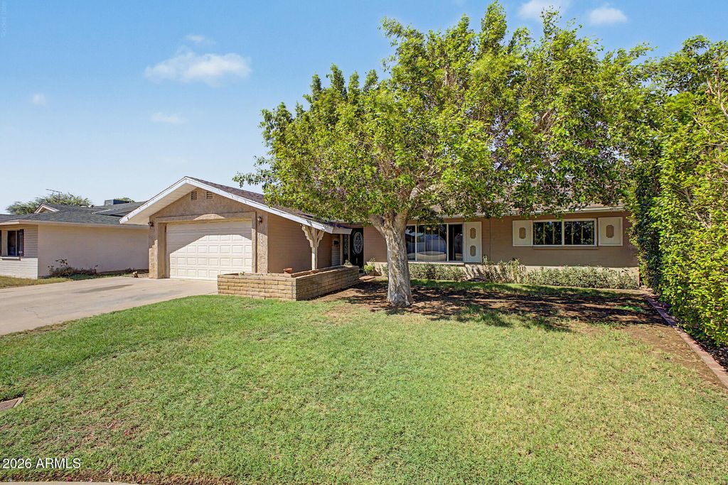 4222 W SOLANO Drive, Phoenix, AZ 85019 — photo 4