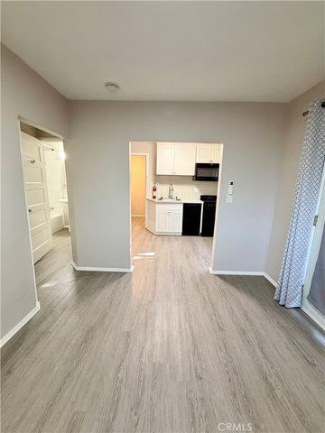 1542 E Woodbury Road, Pasadena, CA 91104