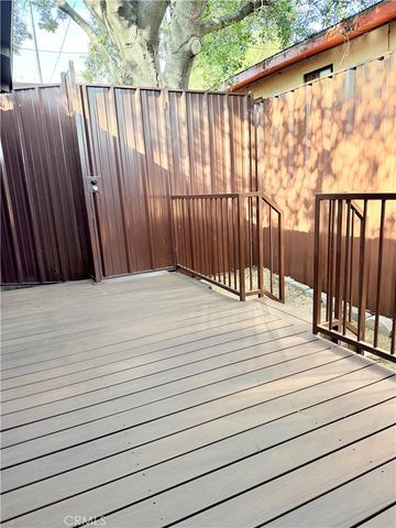 1542 E Woodbury Road, Pasadena, CA 91104