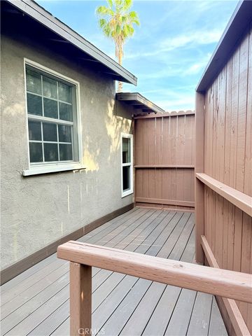 1542 E Woodbury Road, Pasadena, CA 91104