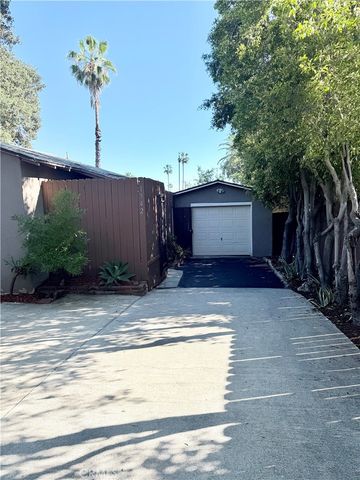 1542 E Woodbury Road, Pasadena, CA 91104