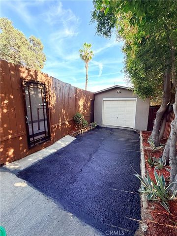 1542 E Woodbury Road, Pasadena, CA 91104