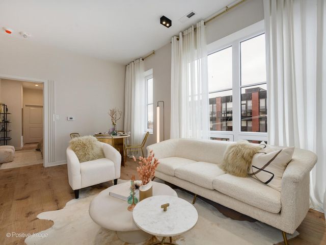 2801 Thatcher Avenue 304, River Grove, IL 60171