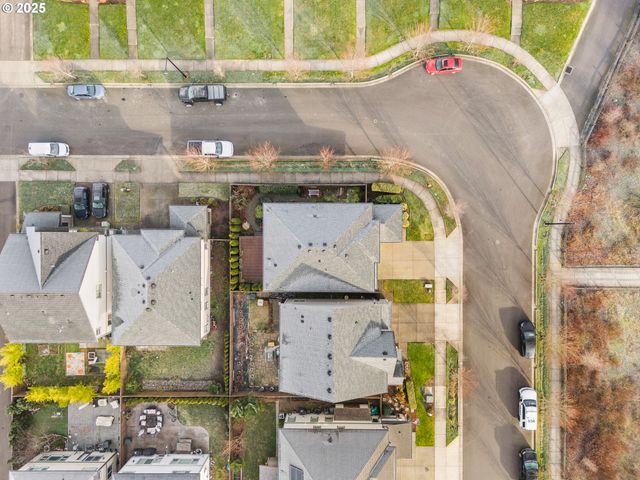 10693 Nw 288TH Ter, North Plains, OR 97133