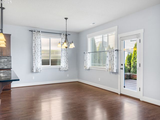 10693 Nw 288TH Ter, North Plains, OR 97133