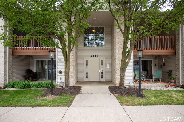 3042 W Crystal Waters Drive, Holland, MI 49424