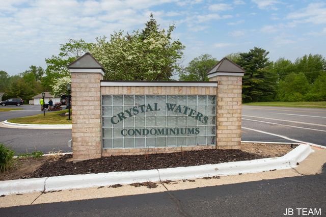 3042 W Crystal Waters Drive, Holland, MI 49424