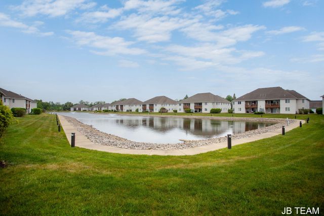 3042 W Crystal Waters Drive, Holland, MI 49424