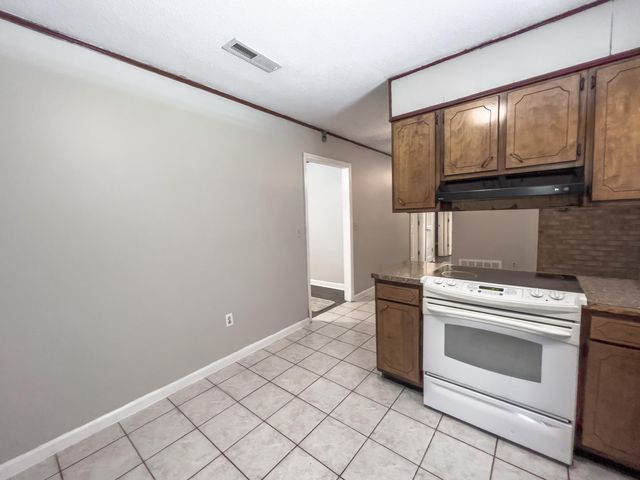 226 Barshay Drive, Summerville, SC 29483