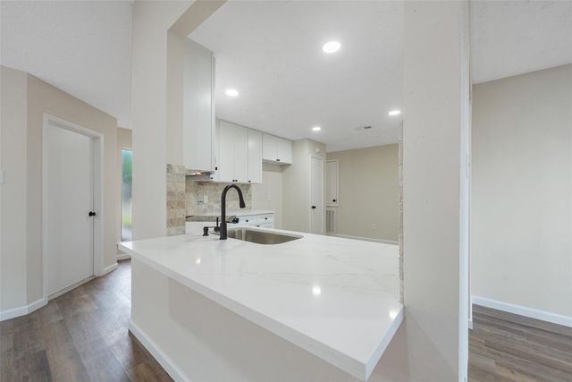 2792 Forest Point Drive, League City, TX 77573