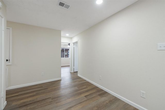 2792 Forest Point Drive, League City, TX 77573