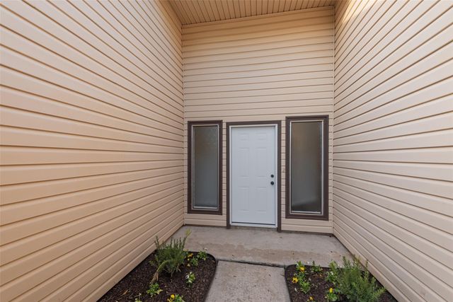 2792 Forest Point Drive, League City, TX 77573