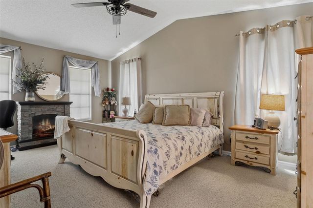 9527 NORCHESTER CIRCLE, Tampa, FL 33647