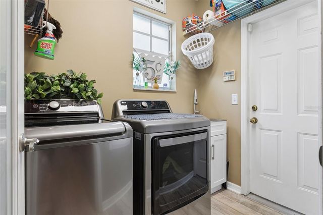 9527 NORCHESTER CIRCLE, Tampa, FL 33647