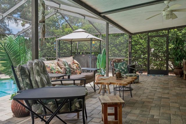 9527 NORCHESTER CIRCLE, Tampa, FL 33647