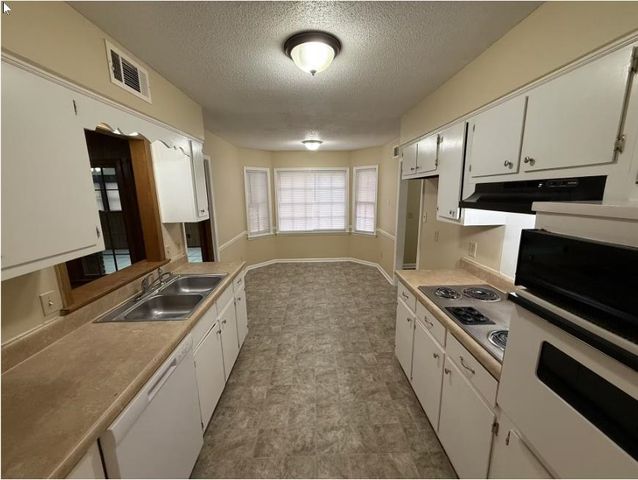 5355 S ROCK RIDGE RD S, Memphis, TN 38134