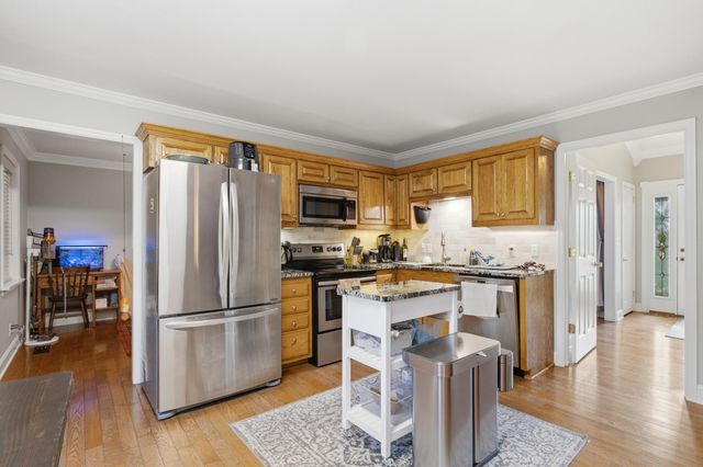 6700 Moss Lake Drive, Hixson, TN 37343