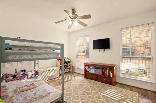 200 Blanket Flower DR, Bastrop, TX 78602