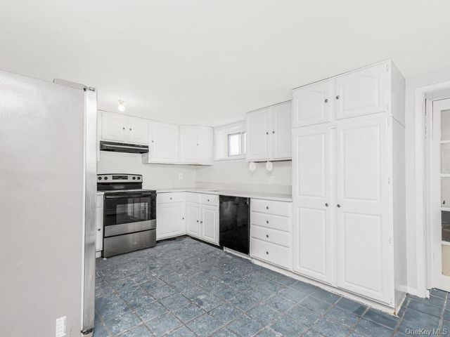 3 Tulip Lane, Monroe, NY 10950