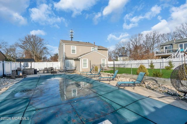 11 Barre Drive, Howell, NJ 07731