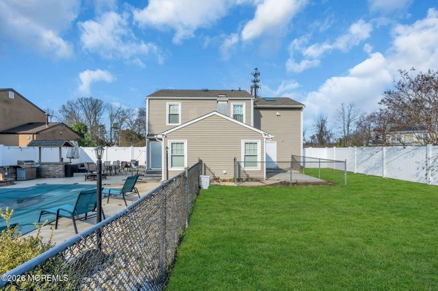 11 Barre Drive, Howell, NJ 07731