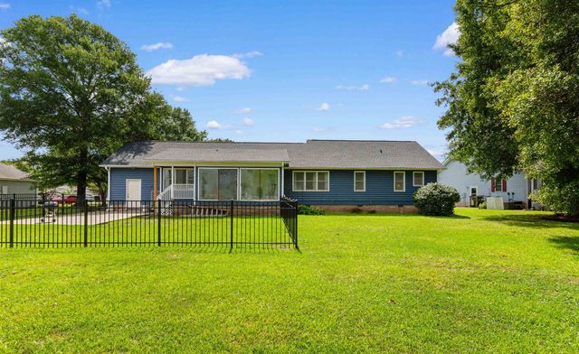 111 St. Andrews Ln., Myrtle Beach, SC 29588