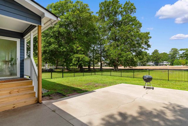 111 St. Andrews Ln., Myrtle Beach, SC 29588