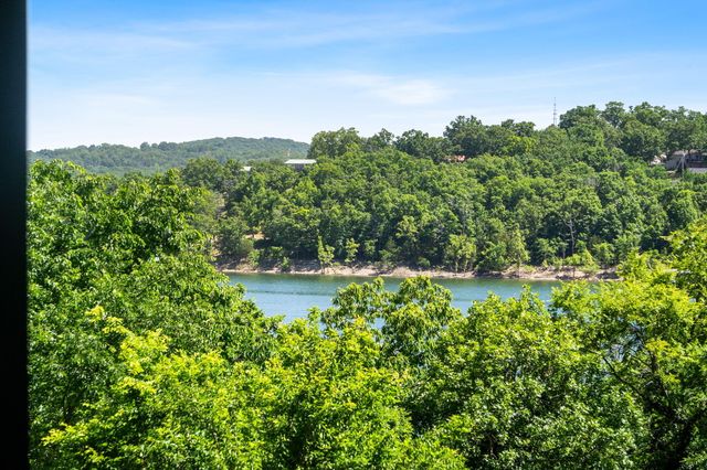 9 Bridgeview Drive, Kimberling City, MO 65686