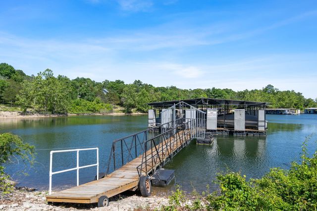 9 Bridgeview Drive, Kimberling City, MO 65686