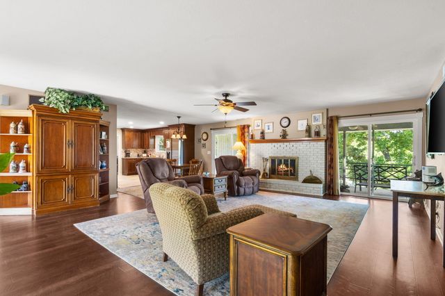 9 Bridgeview Drive, Kimberling City, MO 65686