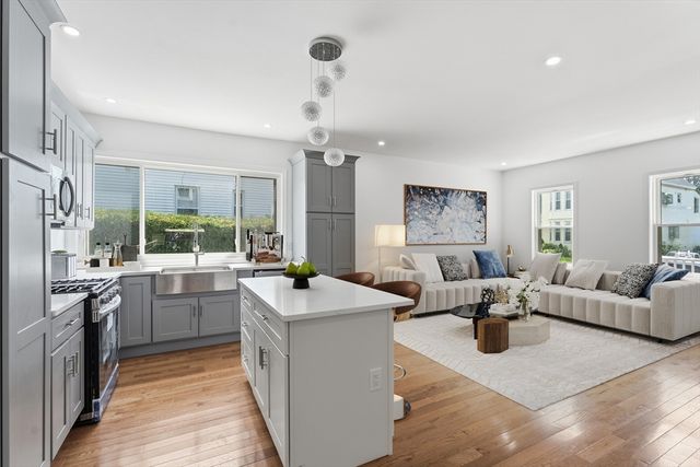 24 Marblehead St, North Andover, MA 01845