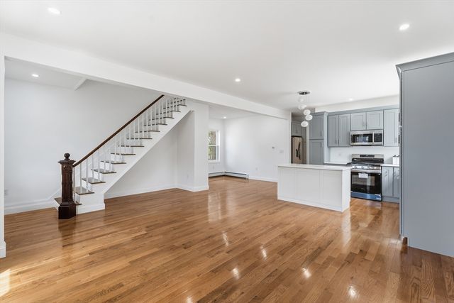 24 Marblehead St, North Andover, MA 01845