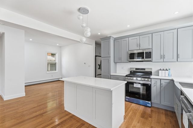 24 Marblehead St, North Andover, MA 01845
