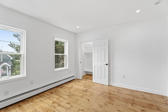 24 Marblehead St, North Andover, MA 01845