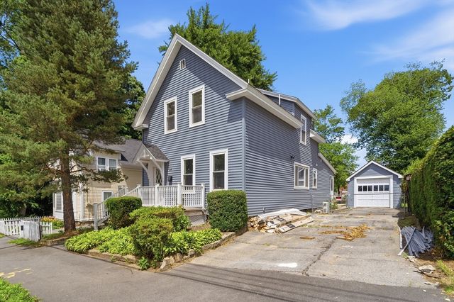 24 Marblehead St, North Andover, MA 01845