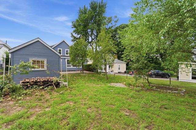24 Marblehead St, North Andover, MA 01845