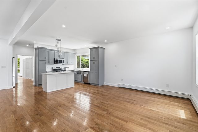 24 Marblehead St, North Andover, MA 01845