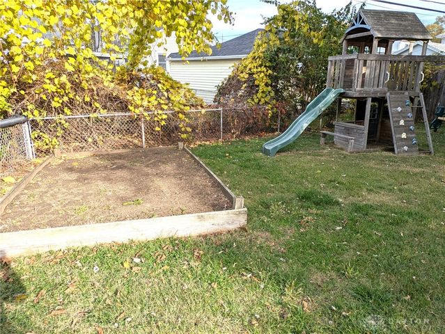 223 Shadowlawn Avenue, Dayton, OH 45419