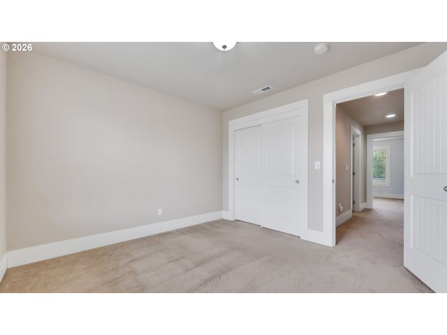 11126 Se PHEASANT RIDGE Dr, Happy Valley, OR 97086