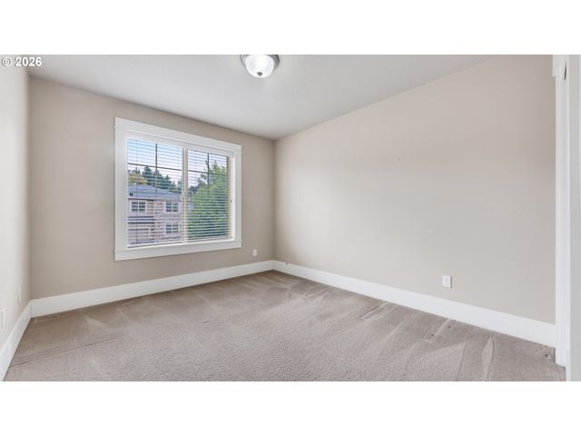 11126 Se PHEASANT RIDGE Dr, Happy Valley, OR 97086