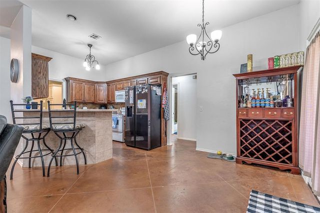 10929 NW 37th Street, Yukon, OK 73099
