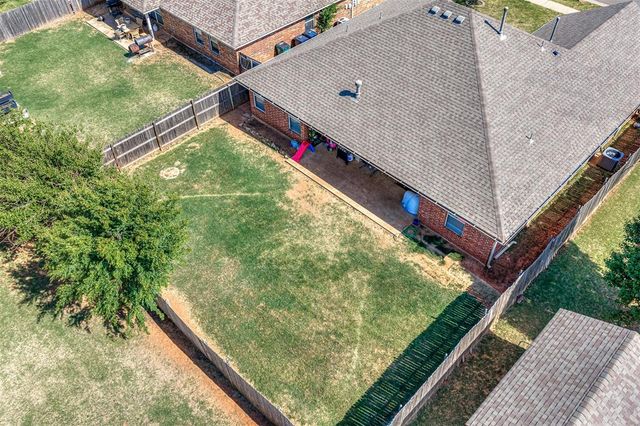 10929 NW 37th Street, Yukon, OK 73099