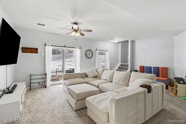 10540 Kenrich Drive, Brighton, MI 48116