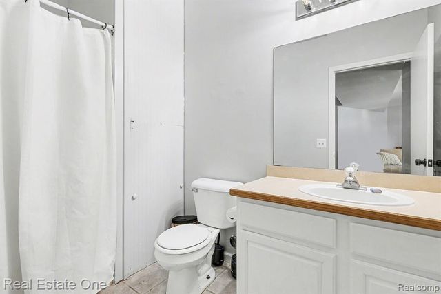 10540 Kenrich Drive, Brighton, MI 48116