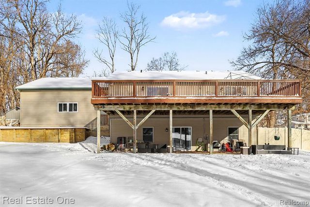 10540 Kenrich Drive, Brighton, MI 48116