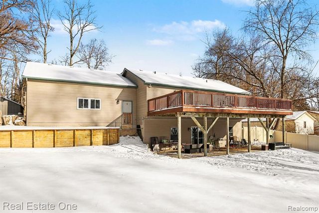 10540 Kenrich Drive, Brighton, MI 48116