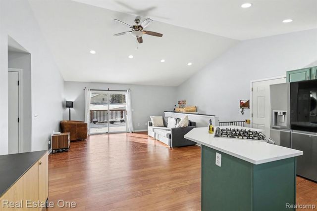 10540 Kenrich Drive, Brighton, MI 48116