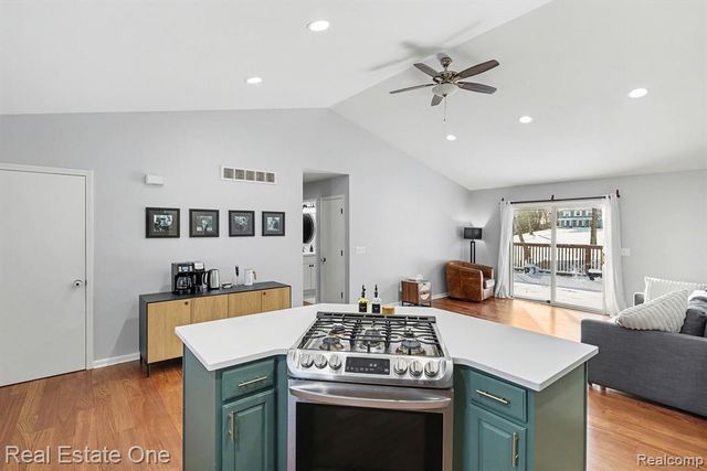 10540 Kenrich Drive, Brighton, MI 48116