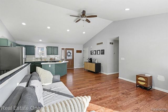 10540 Kenrich Drive, Brighton, MI 48116