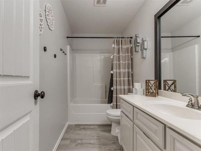 5612 Marblewood Drive, Oklahoma City, OK 73179